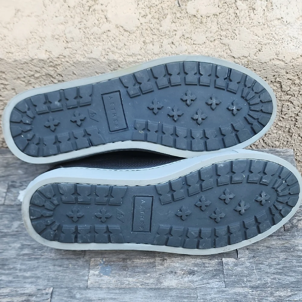 Aether Genesis Leather Sneakers Black 6.5